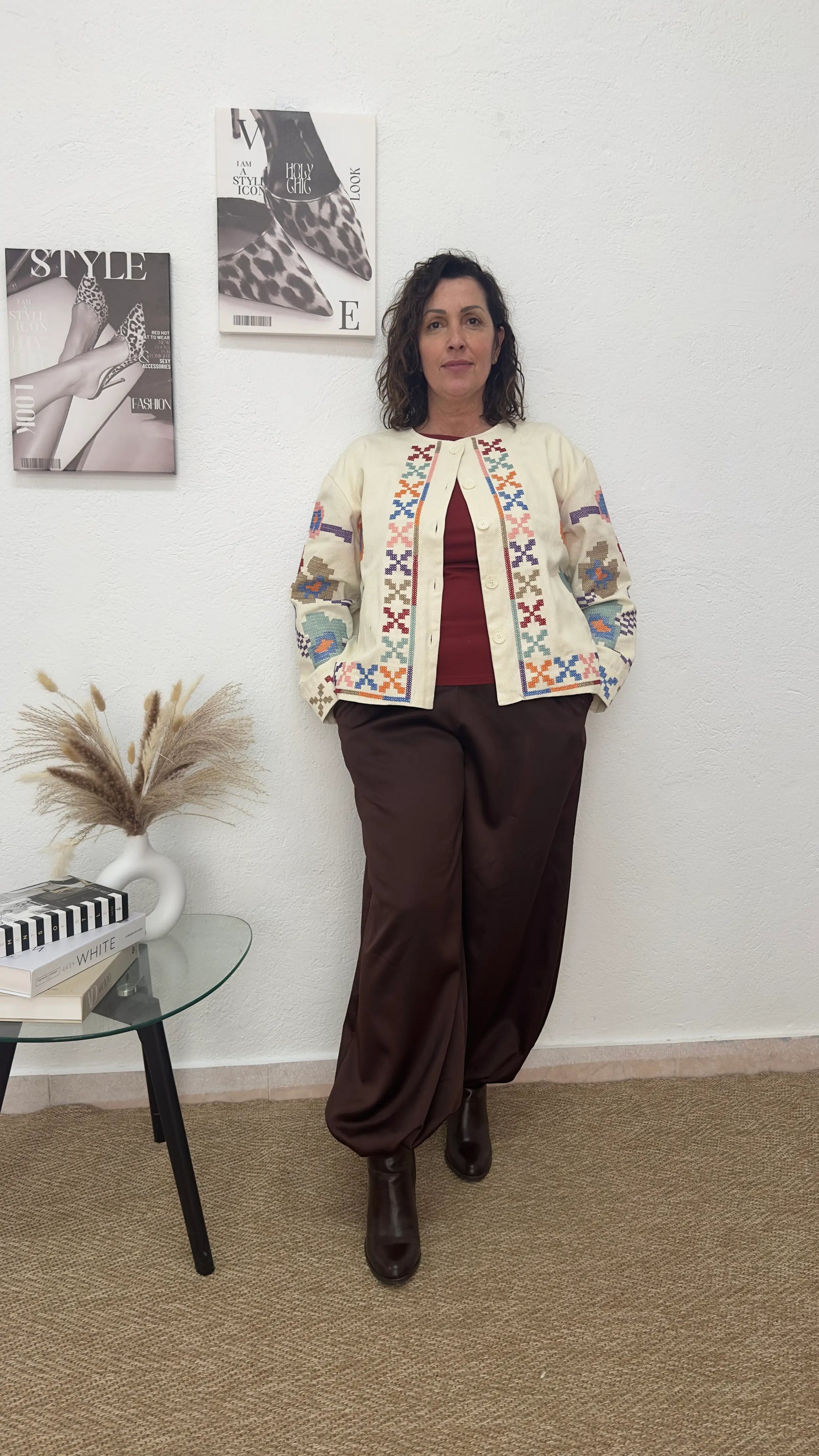 Chaqueta vaquera crudo con bordado