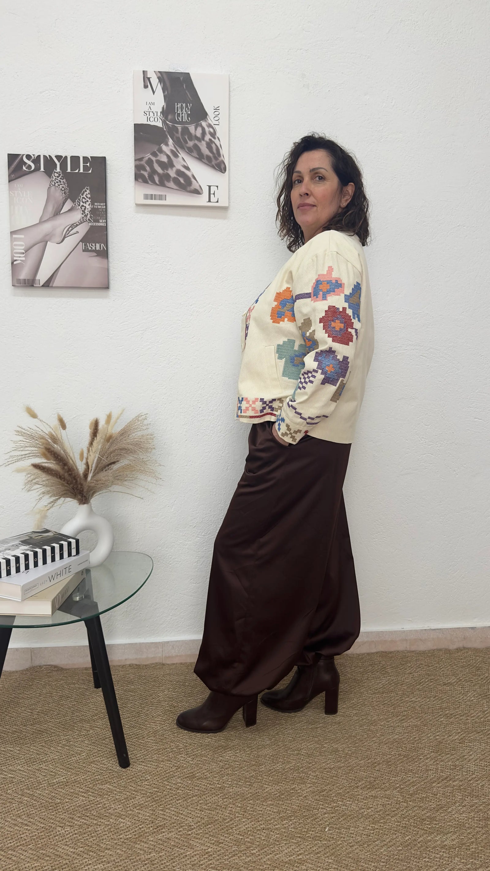 Chaqueta vaquera crudo con bordado