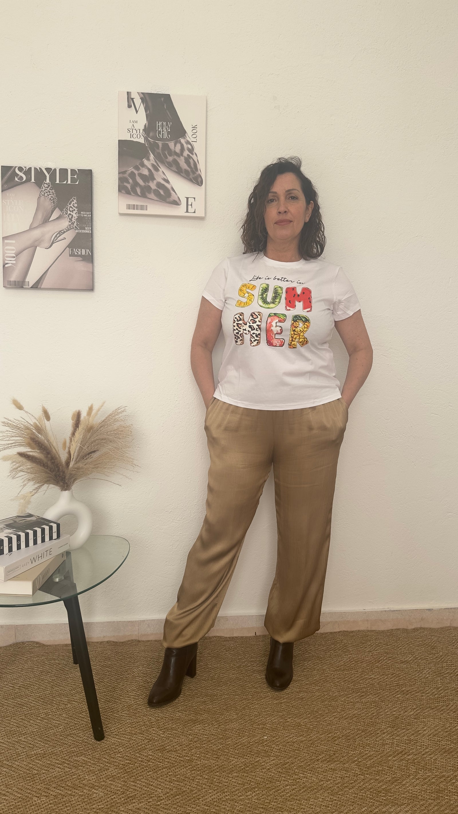 Camiseta blanca con estampado "SUMMER"