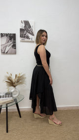 Falda midi negra con cinturón trenzado