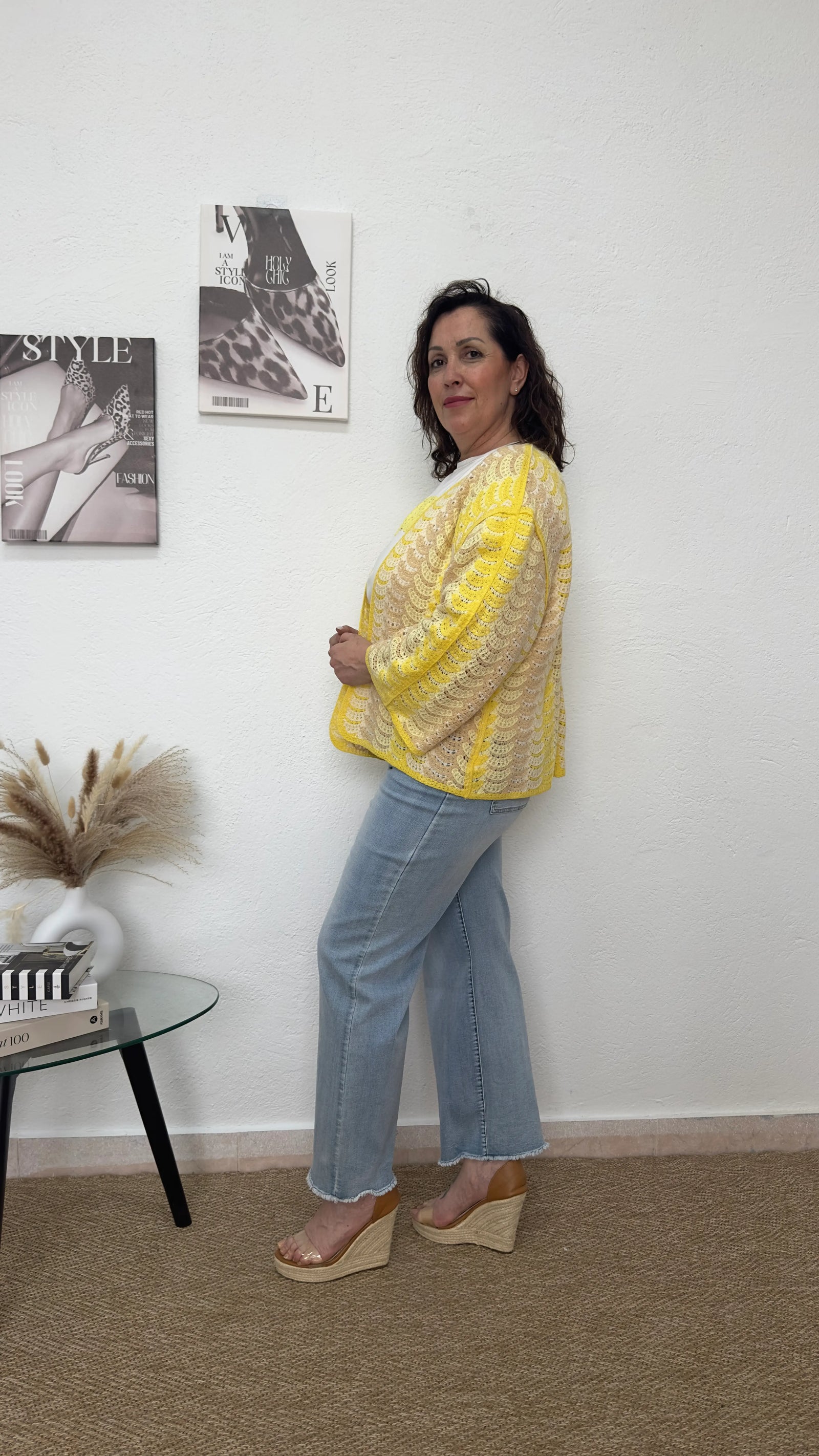 Rebeca amarilla croché de ondas